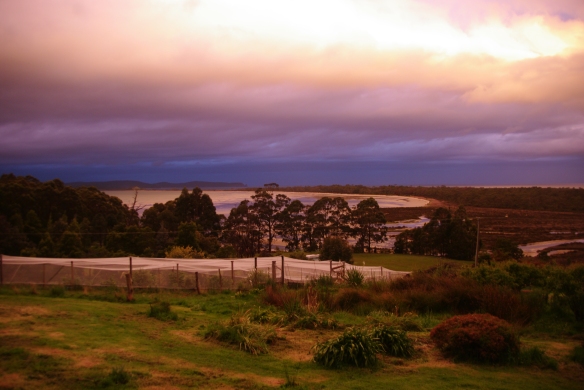 Bruny Sunset in Simpsons Bay